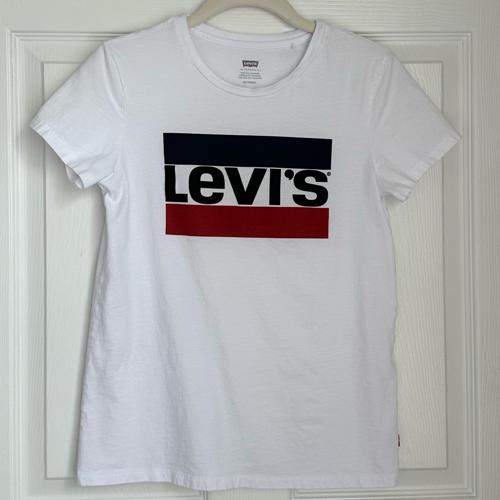 Levi’s Logo Tee